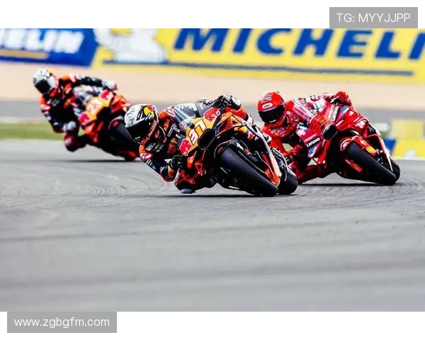 MotoGP赛季激烈角逐 新星表现抢眼 传奇车手引领战局